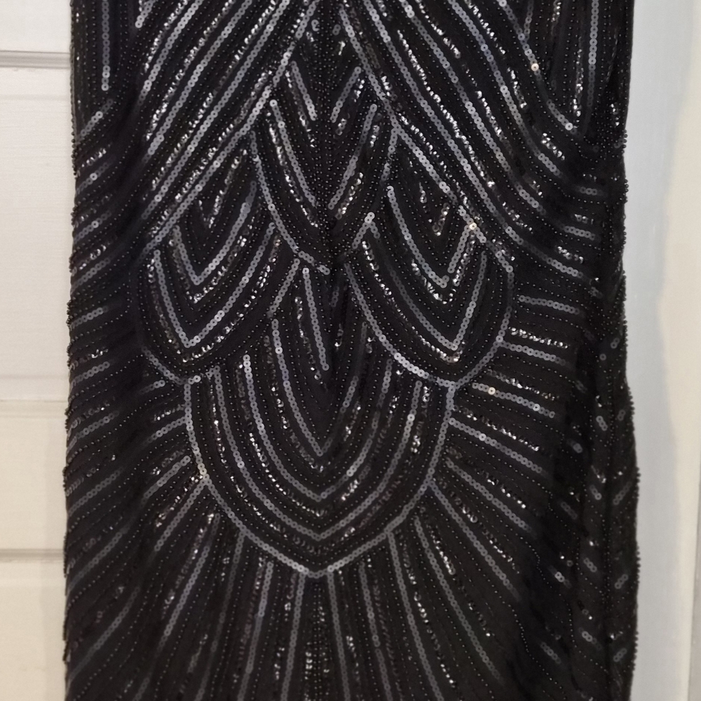 Black and Silver Sequin Midi Dress Length 35" +fringe Makes It 41" L Pit-pit 20